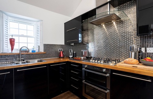 Barrow-in-Furness Cottage | Finest Retreats | Walney Island Lighthouse
