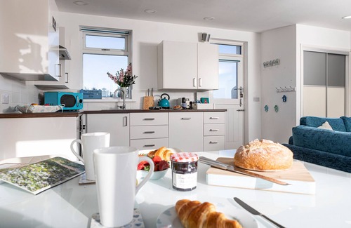 Barrow-in-Furness Cottage | Finest Retreats | Walney Island Lighthouse