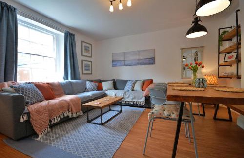 Cawsand House | Finest Retreats - Woodleigh, Cawsand