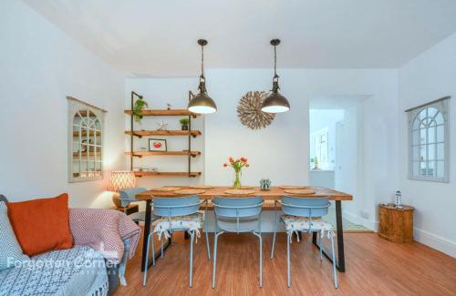 Cawsand House | Finest Retreats - Woodleigh, Cawsand