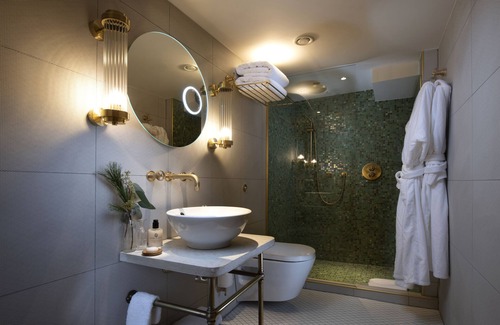 Leith Hotel | Fingal - A Luxury Floating Hotel