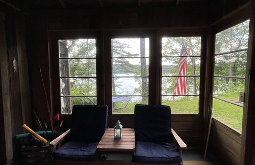 Keuka Park Cottage | Finger Lakes Cottage w/Lake frontage & Sauna!