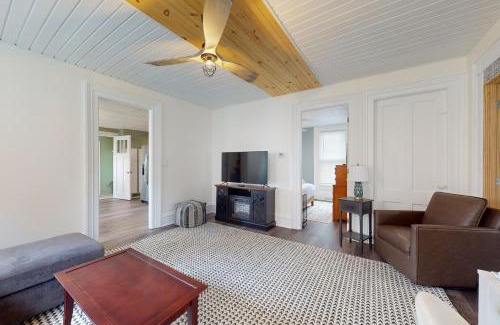Canandaigua Apartment | Finger Lakes Escape