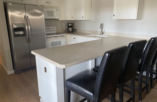 Hammondsport House | Finger Lakes Keuka East Hillside, sleeps 8