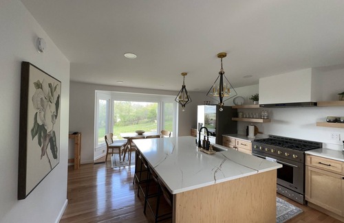 South Hill House | Finger Lakes South Point Cayuga Lake Lookout
