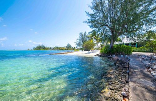 Rum Point House | Fingertip - Beach Bungalow in Cayman Kai