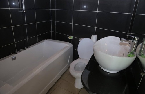 Limbe Hotel | FINI Downtown