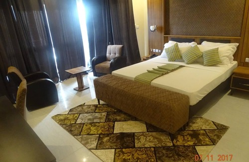 Limbe Hotel | FINI Downtown