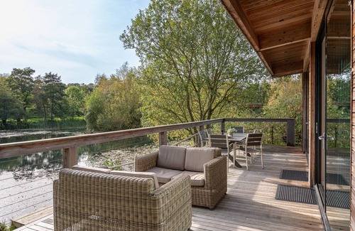 Richmond Cottage | Finley - a lodge that sleeps 6 guests in 3 bedrooms