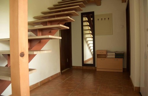 Livezeni Apartment | FinnApartman