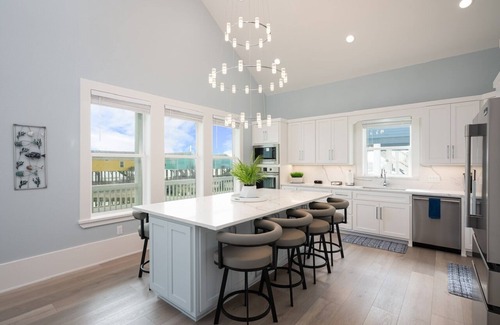 Port Bolivar House | Fins & Feathers! Ocean view and just so pretty!