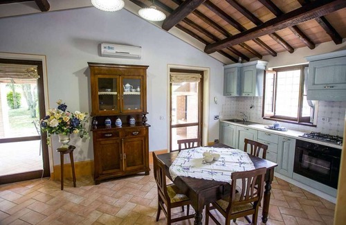 Crocemaroggia Other | Fiordaliso apartment in Farmhouse with Garden and Pool