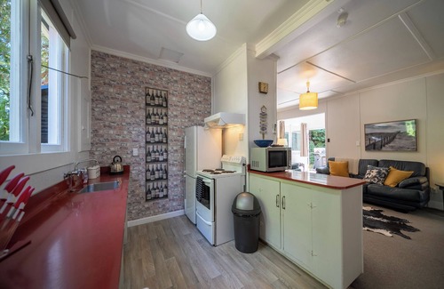 Te Anau House | Fiordland Hideaway - Te Anau Holiday Home