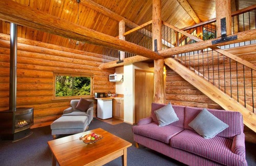 Te Anau Cabin | Fiordland Lodge