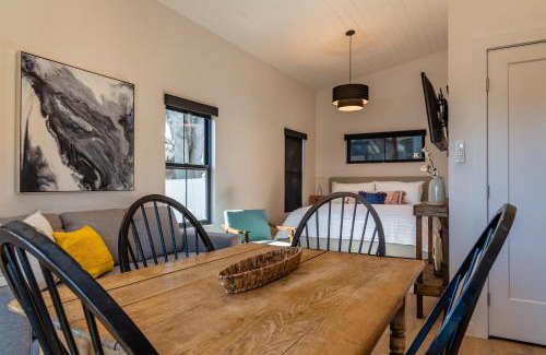 Paso Robles House | Fiorella Sofia-Vine Cottages