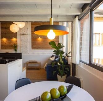 Lomazzo House | Fiori e Spezie