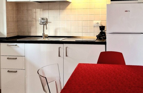 San Donato Apartment | Fiorilli 5 House - Fair District - Private Parking - Bike Storage