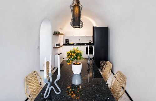 Fira Villa | Fira 2-Bed Villa, Sleeps 4, Hot Tub & Pet Friendly