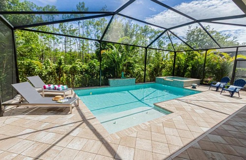 Naples House | Firano- Martino Circle