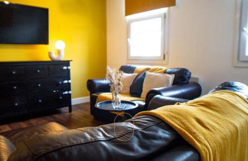 Huddersfield Apartment | Firdaus Huddersfield Town View Apartments