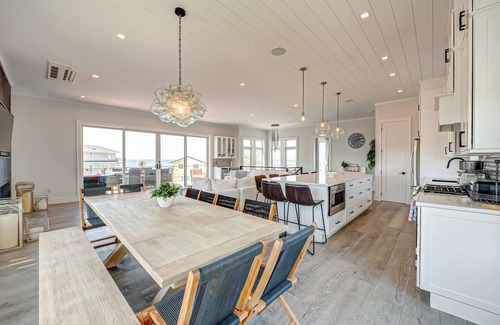 Ocean Bay Park House | Fire Island White House - Ocean Bay Park n5 Bedroom Bayview Home - Sleeps 18!