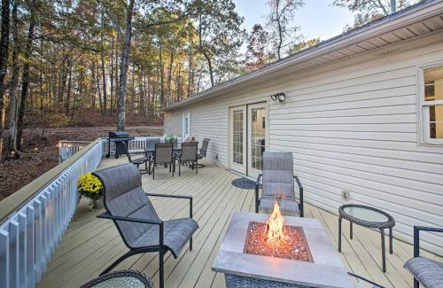 Hot Springs Village House | Fire Pit and Grill Tranquil Retreat in Hot Springs