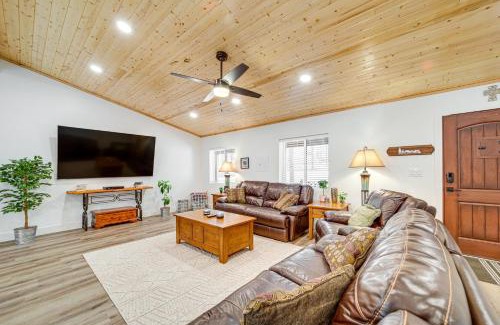 Happy Jack House | Fire Pit and Trail Access Spacious Happy Jack Cabin