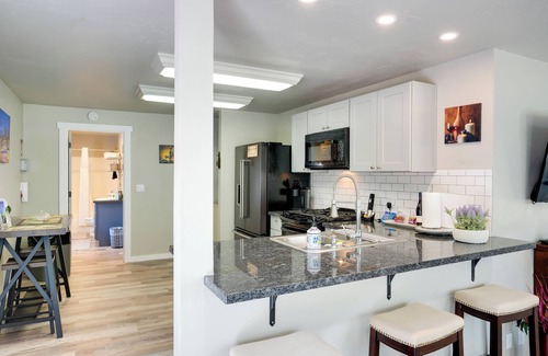 Placerville House | Fire Pit + BBQ: Wine Country Home in Placerville!