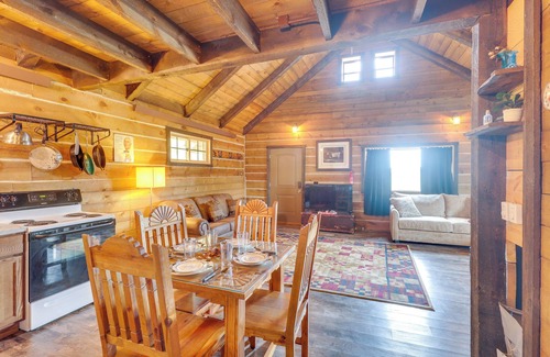 Rapid City Apartment | Fire Pit & Black Hills Views: Rapid City Cabin