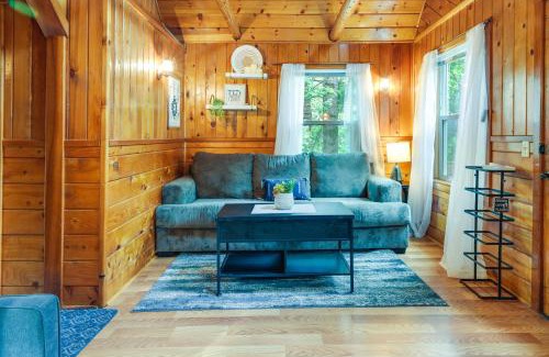Twain Harte House | Fire Pit, Deck and Grill Cozy Twain Harte Cabin!