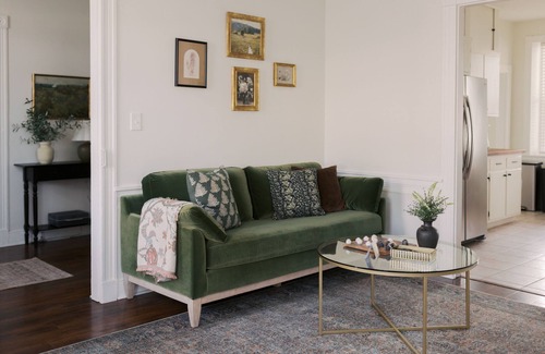 Middletown House | Fire Pit, Game Room, 15 min to Hershey with King Bed, Entire house