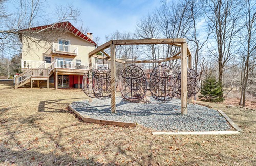 Long Pond Cottage | Fire Pit + Game Room: Spacious Poconos Retreat!