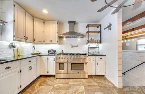 North East House | Fire Pit + Game Room: North East Family Retreat!