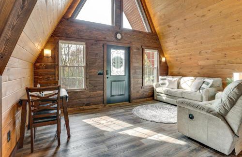 Idlewild House | Fire Pit, Grill and On-Site Pond Kenton Cabin
