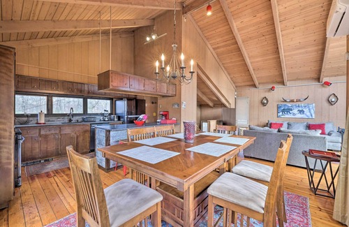 East Stroudsburg Cottage | Fire Pit & Grill: Lakefront Poconos Cottage!