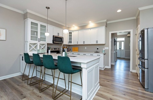 Nellysford House | Fire Pit+Hot Tub+Game Room in spacious family-friendly house