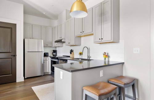 Cannonborough Elliotborough Condo | Fire Tower | Relaxed 1BR Condo + Rooftop Terrace