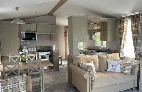 Flamborough Resort | Firecrest Cove Thornwick Bay, Flamborough