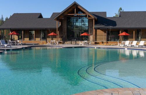Groveland Hotel | Firefall Ranch Yosemite