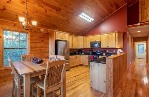 Banner Elk Cabin | Firefly Cabin - Beautiful mountain views, hot tub, pet friendly, high-speed internet!