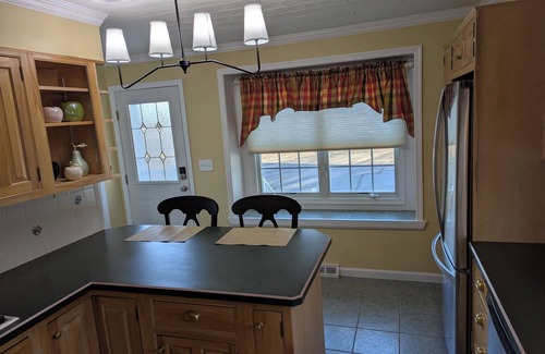 Norma House | Firefly Cottage Charming 2-bedroom home in Pittsgrove close to Parvin State Park