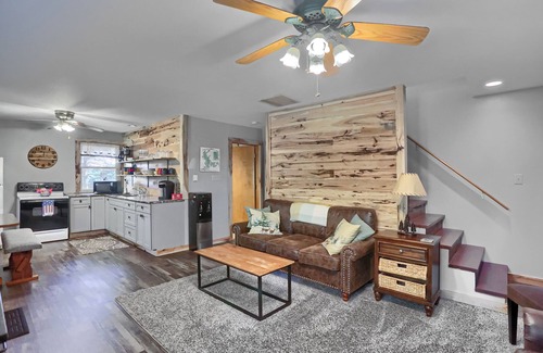 Marienville House | Firepit | WiFi | Cook Forest