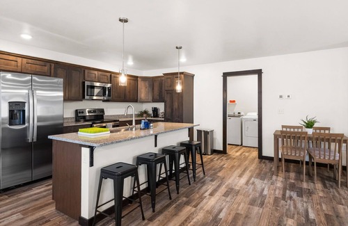 Bozeman House | Fireside Retreat