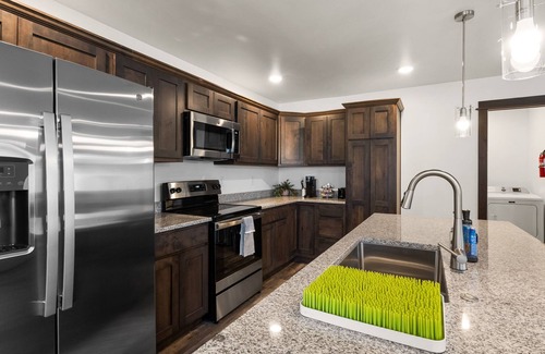 Bozeman House | Fireside Retreat