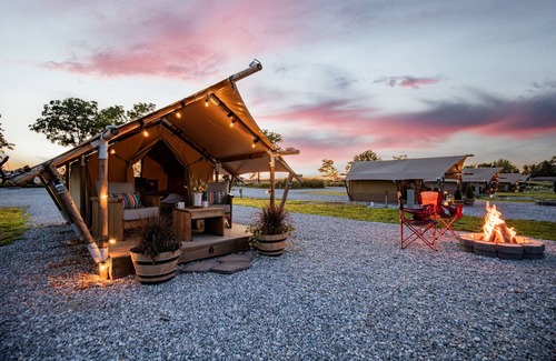 Cassville RV Rental | Fireside & Spring Hikes Await near Roaring River