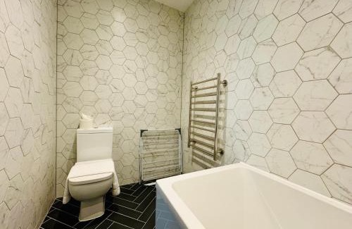 Moffat Apartment | First Avenue Apartments