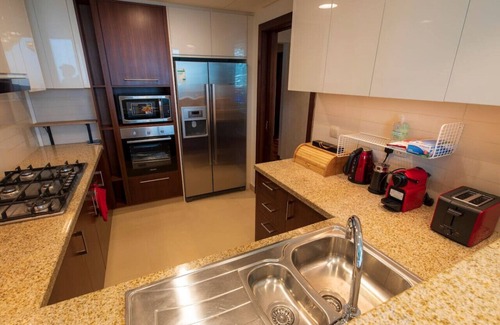 Downtown Dubai Apartment | FIRST CLASS | 3BR | Burj Khalifa & Fountain view