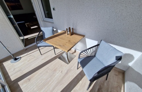 Steenfelderfehn Apartment | First floor apartment with kitchen & Netflix