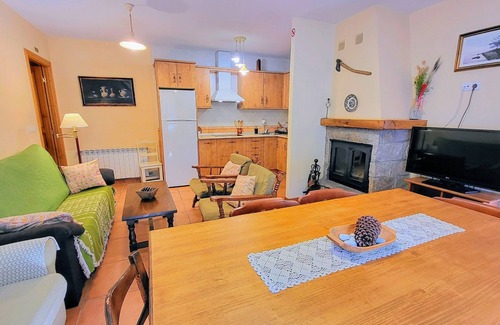 Sotillo de Sanabria Cottage | First floor cottage for 6 people