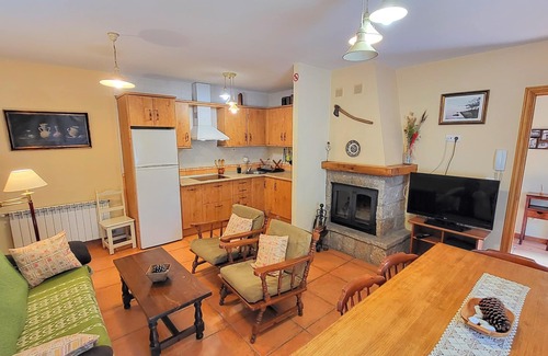 Sotillo de Sanabria Cottage | First floor cottage for 6 people
